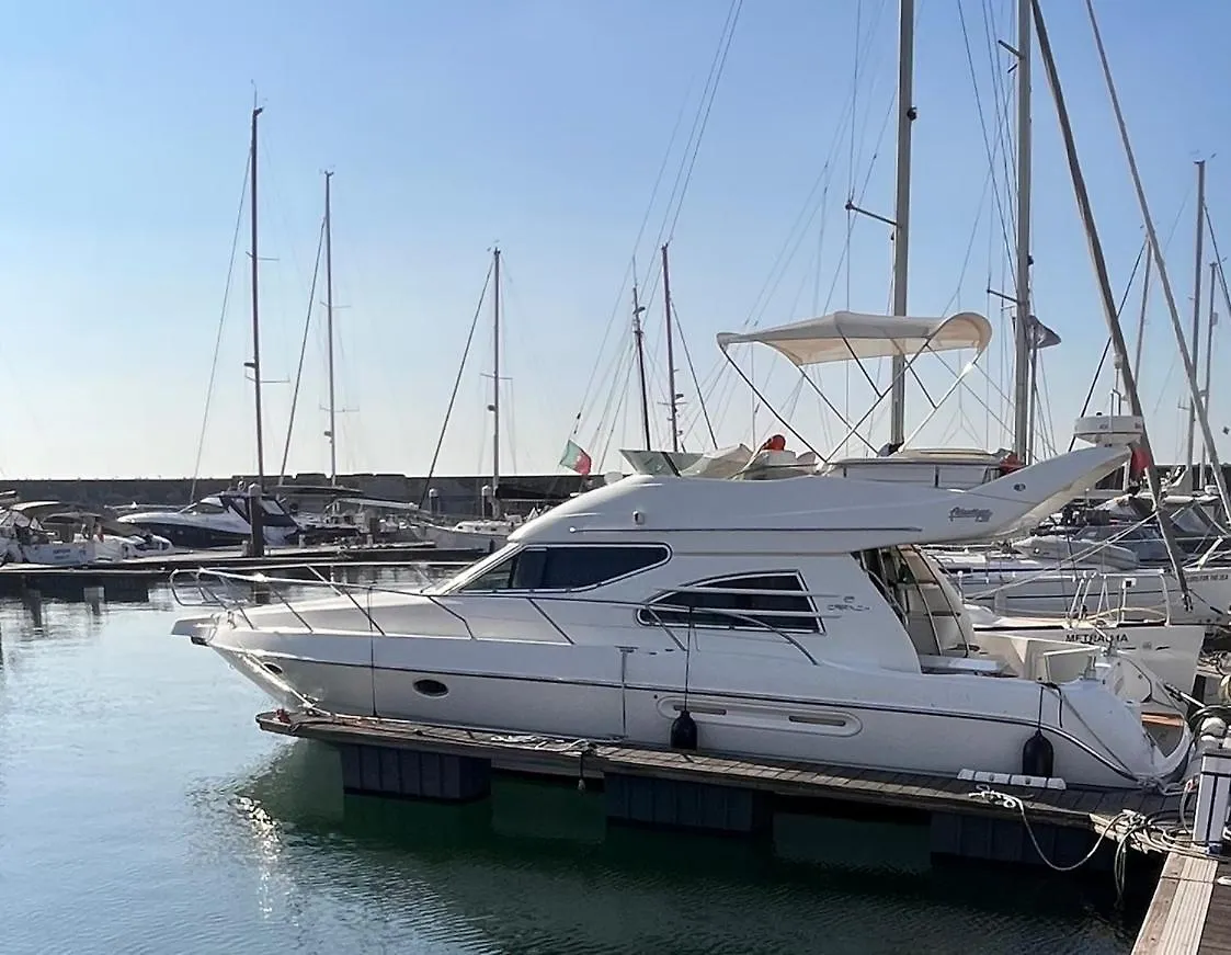 Botel Payva & Branco Boats Iate Privado Em Cascais Hotel Portugal